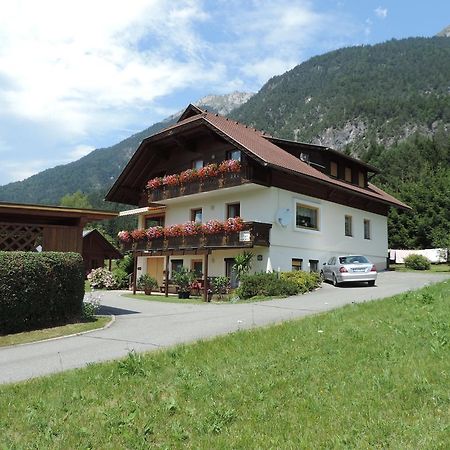 Haus Assinger Daire Hermagor-Pressegger See Dış mekan fotoğraf
